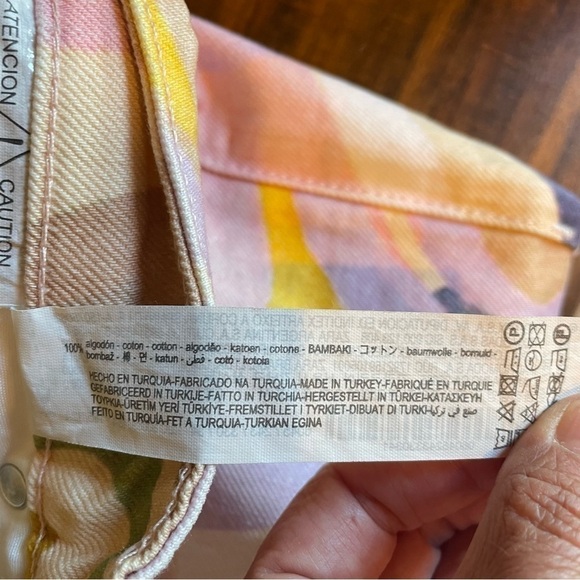 Zara straight leg colorful jeans with abstract swirls Size 2 - Picture 5 of 6